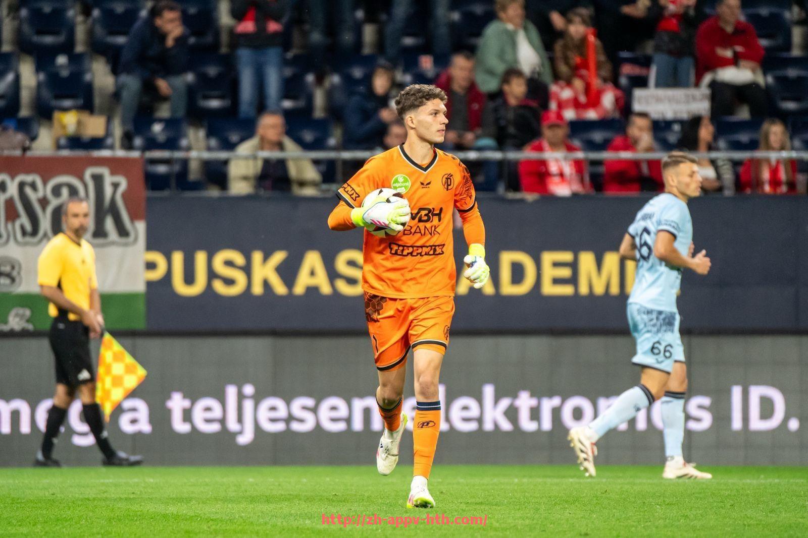 华体会hth官方网站下载-2025年世俱杯球衣袖口设计类型及技术细节分类